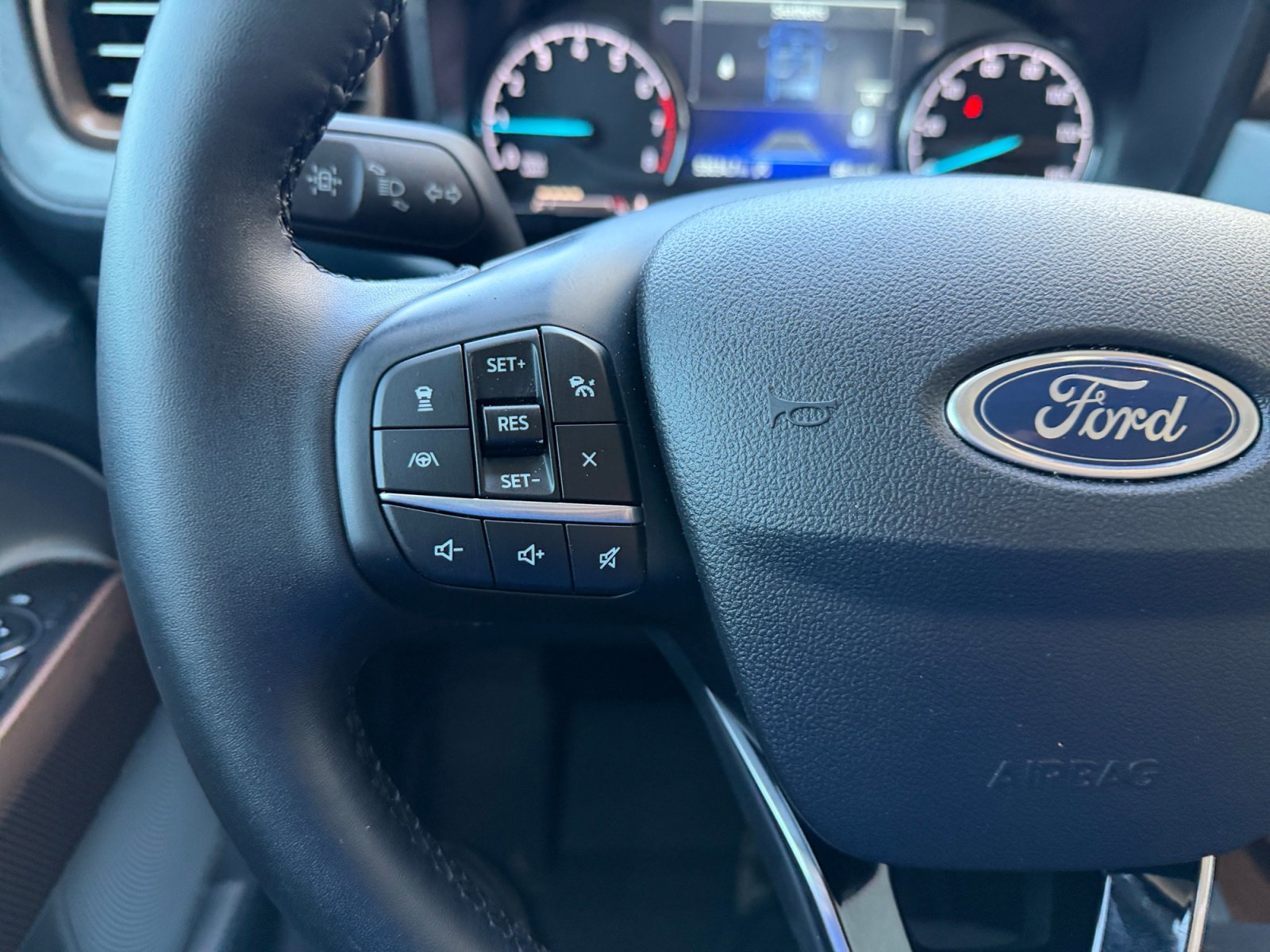 Certified 2024 Ford Maverick Lariat w/ 4K Tow Package AWD/4WD image 20