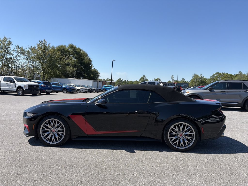 Certified 2025 Ford Mustang Premium RWD image 4