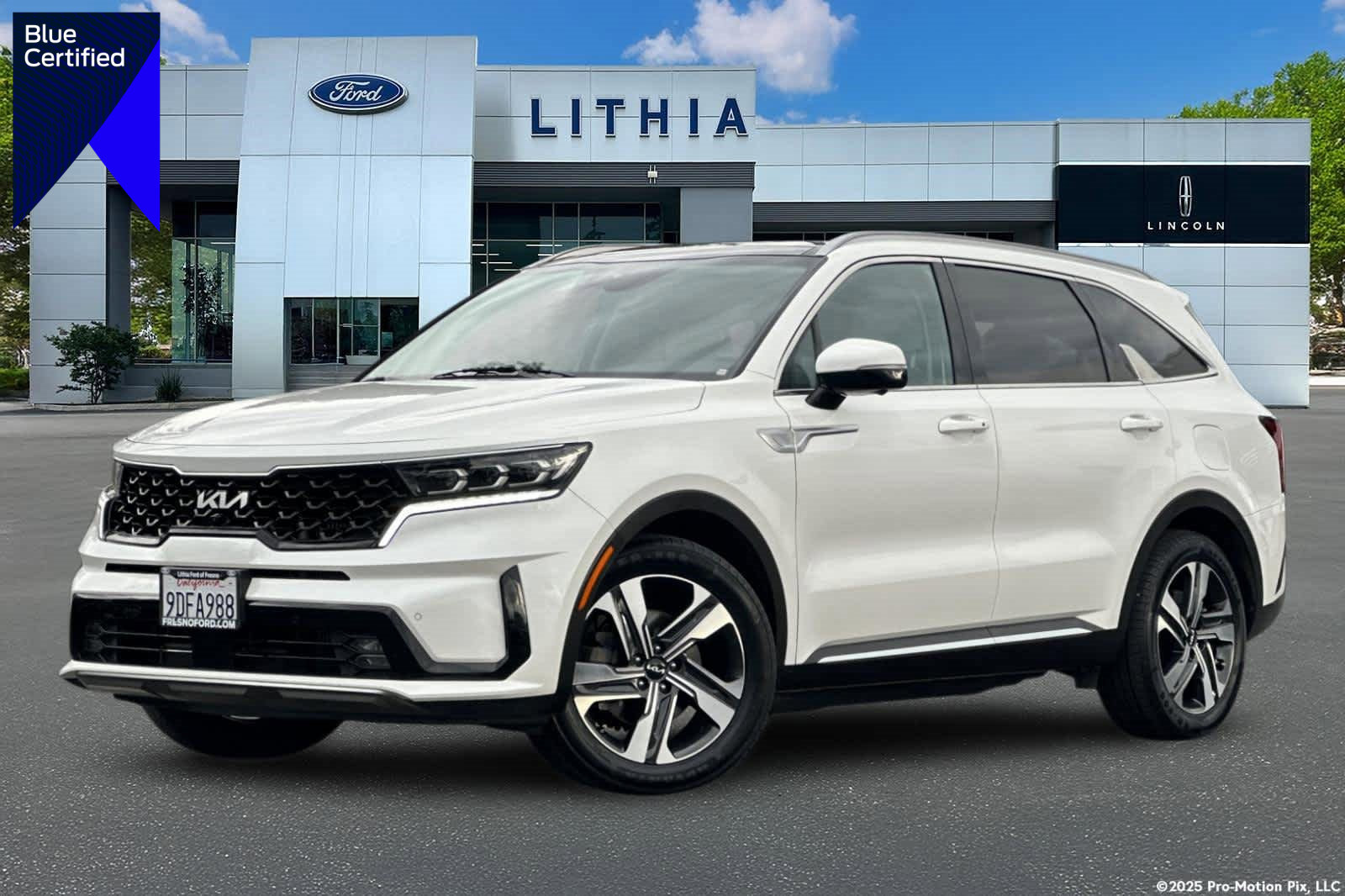 Used 2023 Kia Sorento SX Prestige w/ Panoramic Sunroof Package