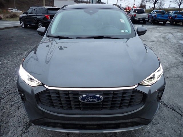 Certified 2025 Ford Escape Platinum image 8