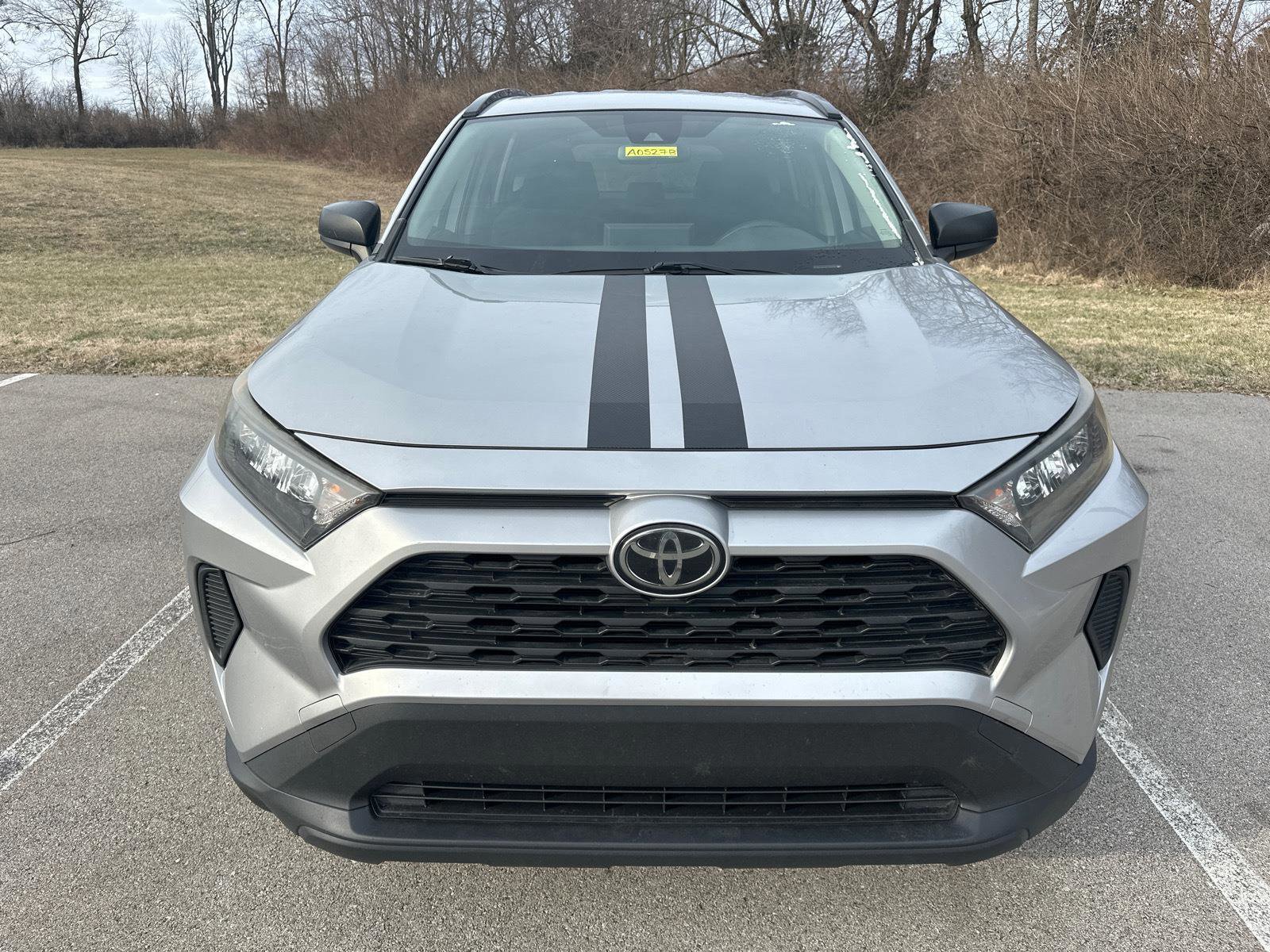 Used 2019 Toyota RAV4 LE image 8