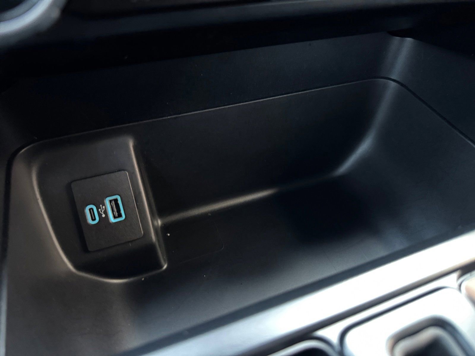 Certified 2023 Ford F150 XLT w/ Equipment Group 302A High image 17