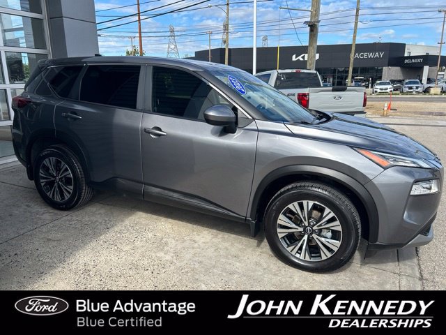 Used 2023 Nissan Rogue SV FWD image 5