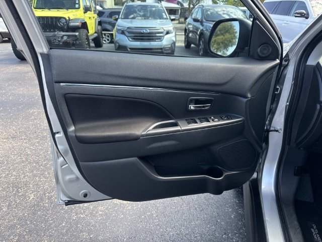 Used 2021 Mitsubishi Outlander Sport FWD image 18
