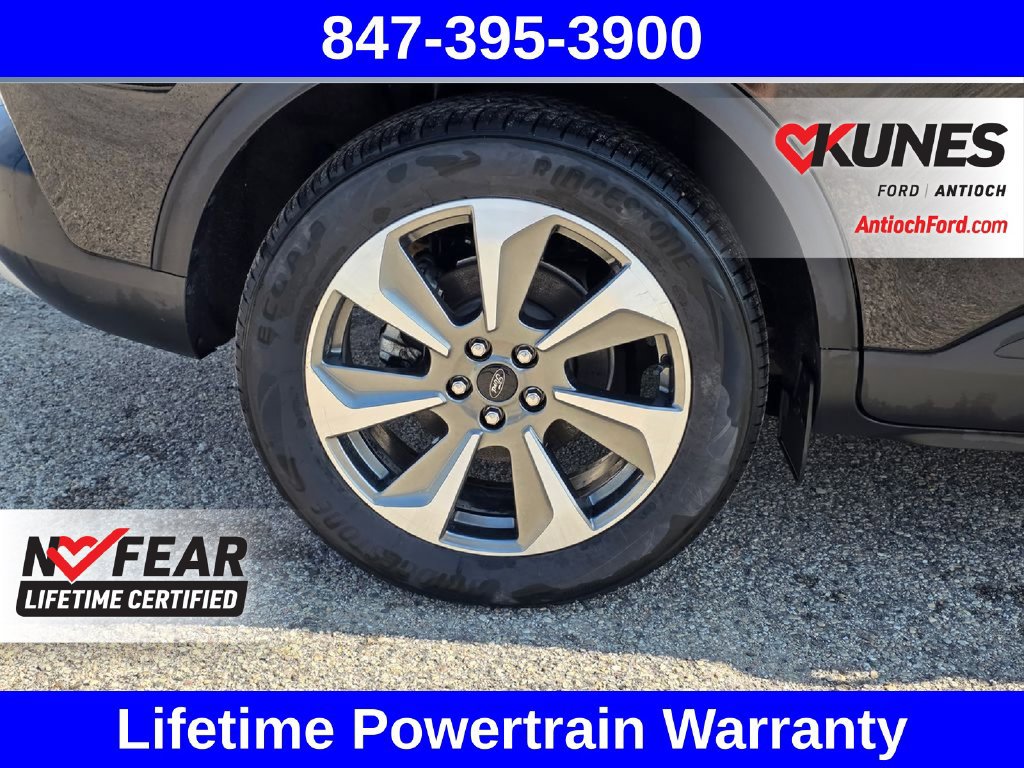 Certified 2025 Ford Escape Platinum AWD/4WD image 14