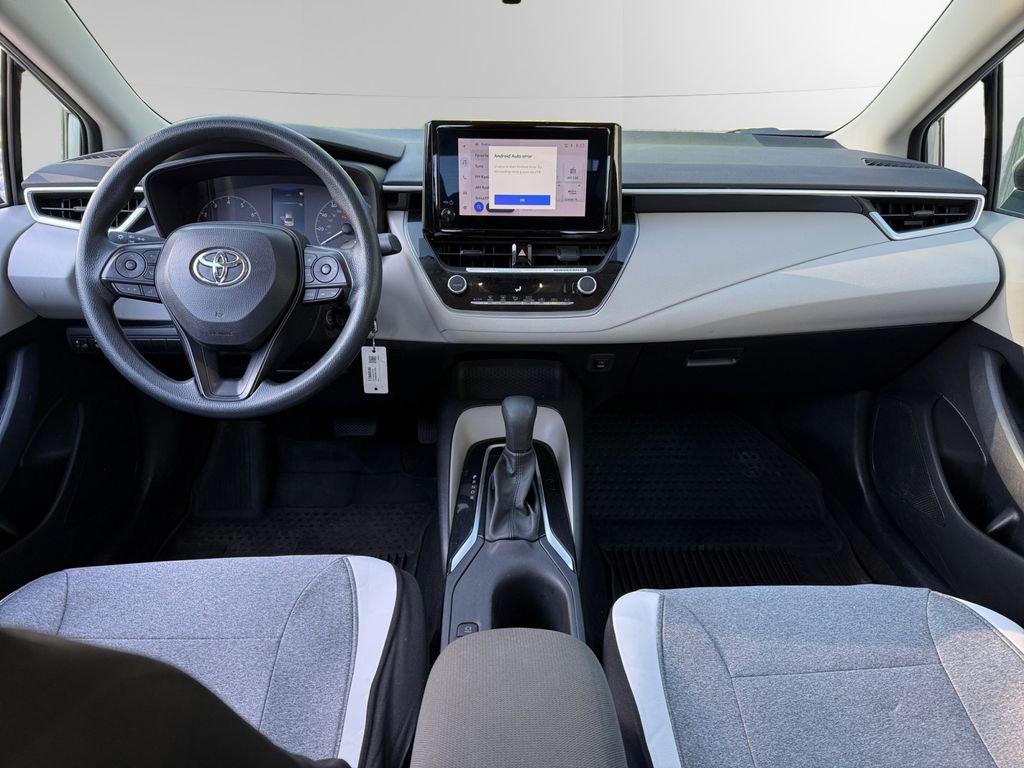 Used 2024 Toyota Corolla LE FWD image 10