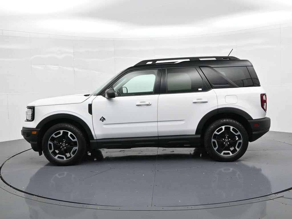 Certified 2022 Ford Bronco Sport Outer Banks w/ Tech Package AWD/4WD image 9