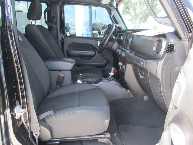 Used 2022 Jeep Gladiator Sport AWD/4WD image 18