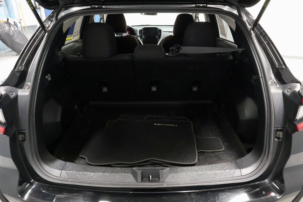 Used 2025 Subaru Crosstrek 2.0i Premium AWD/4WD image 15