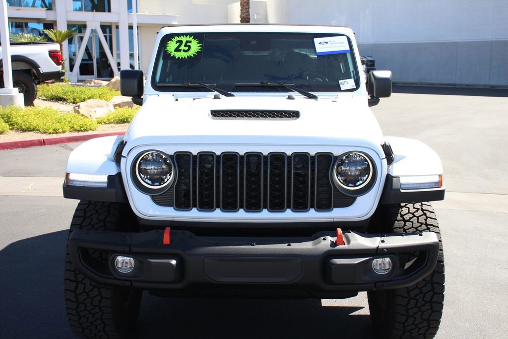 Used 2025 Jeep Gladiator Mojave AWD/4WD image 12