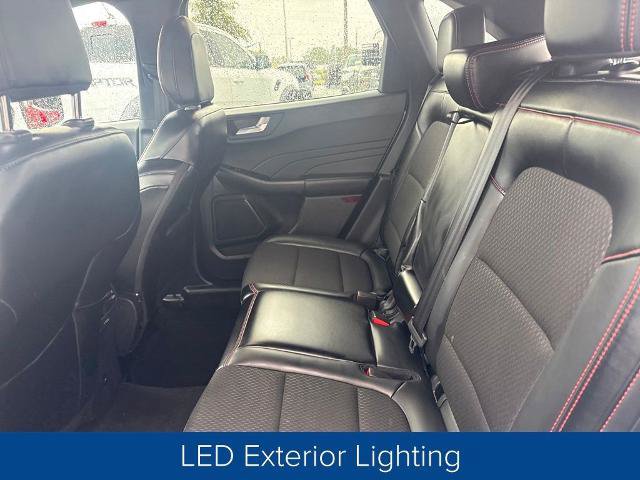 Certified 2025 Ford Escape ST-Line Select AWD/4WD image 13