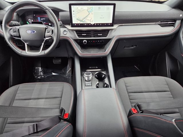 Certified 2025 Ford Explorer ST-Line AWD/4WD image 12