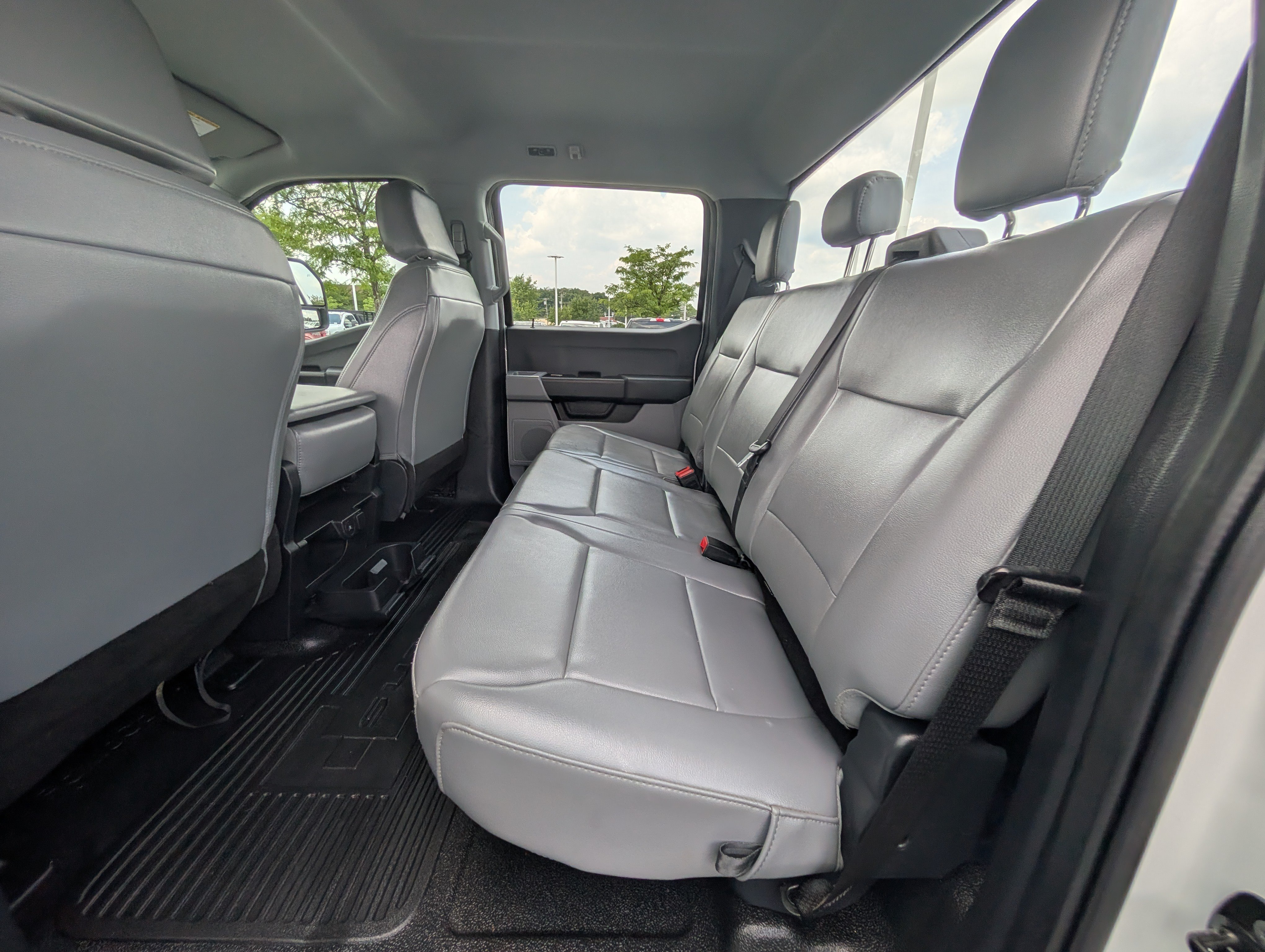 Certified 2025 Ford F350 XL w/ FX4 Off-Road Package AWD/4WD image 14