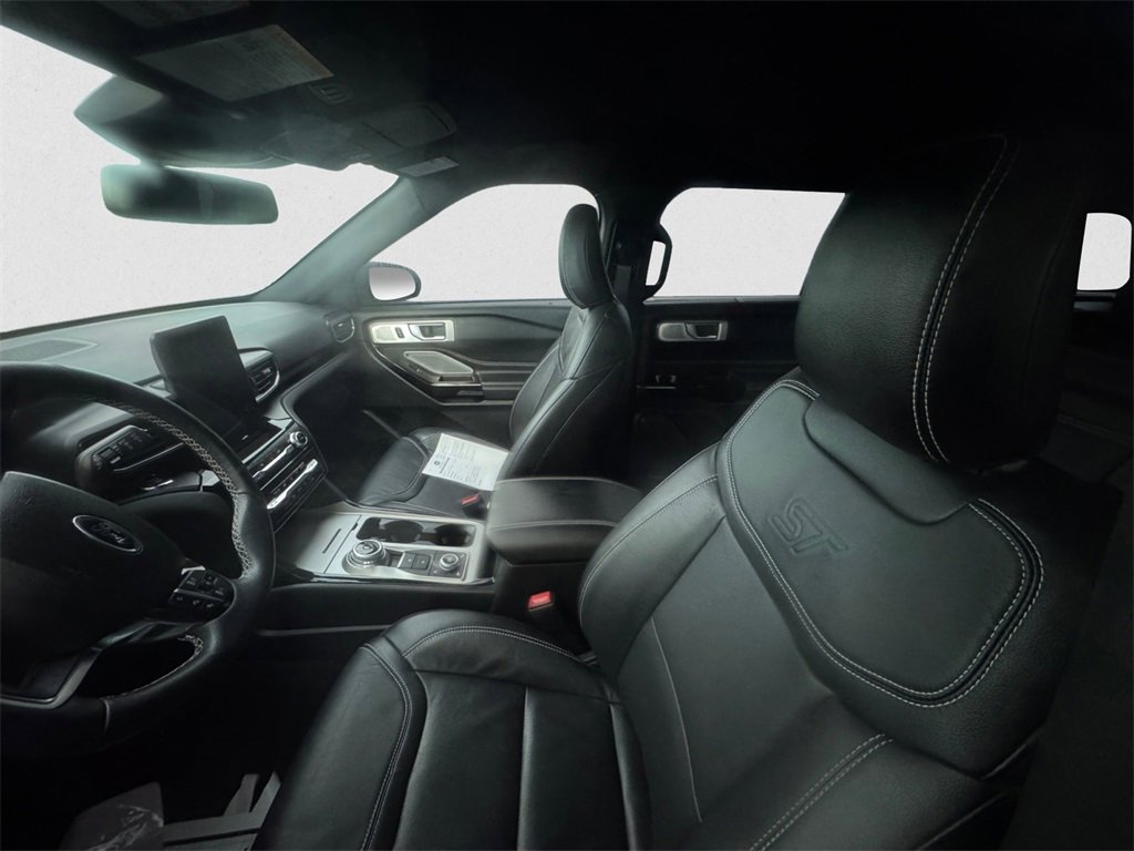 Certified 2023 Ford Explorer ST w/ Technology Package image 7
