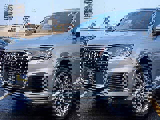 Used 2024 Audi Q7 3.0T Premium Plus image 2