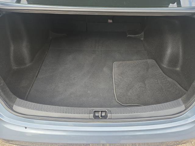 Used 2022 Toyota Corolla LE image 22