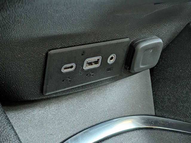 Used 2025 Chevrolet Malibu LT FWD image 24