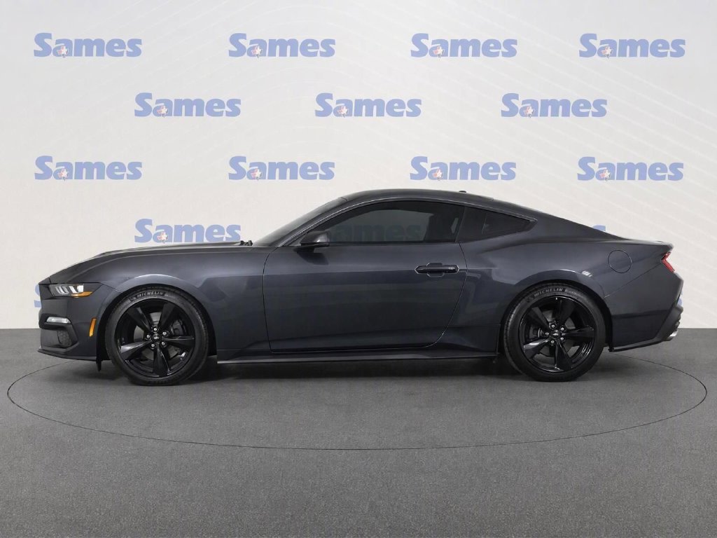 Certified 2022 Ford Mustang Coupe w/ Equipment Group 101A RWD image 7