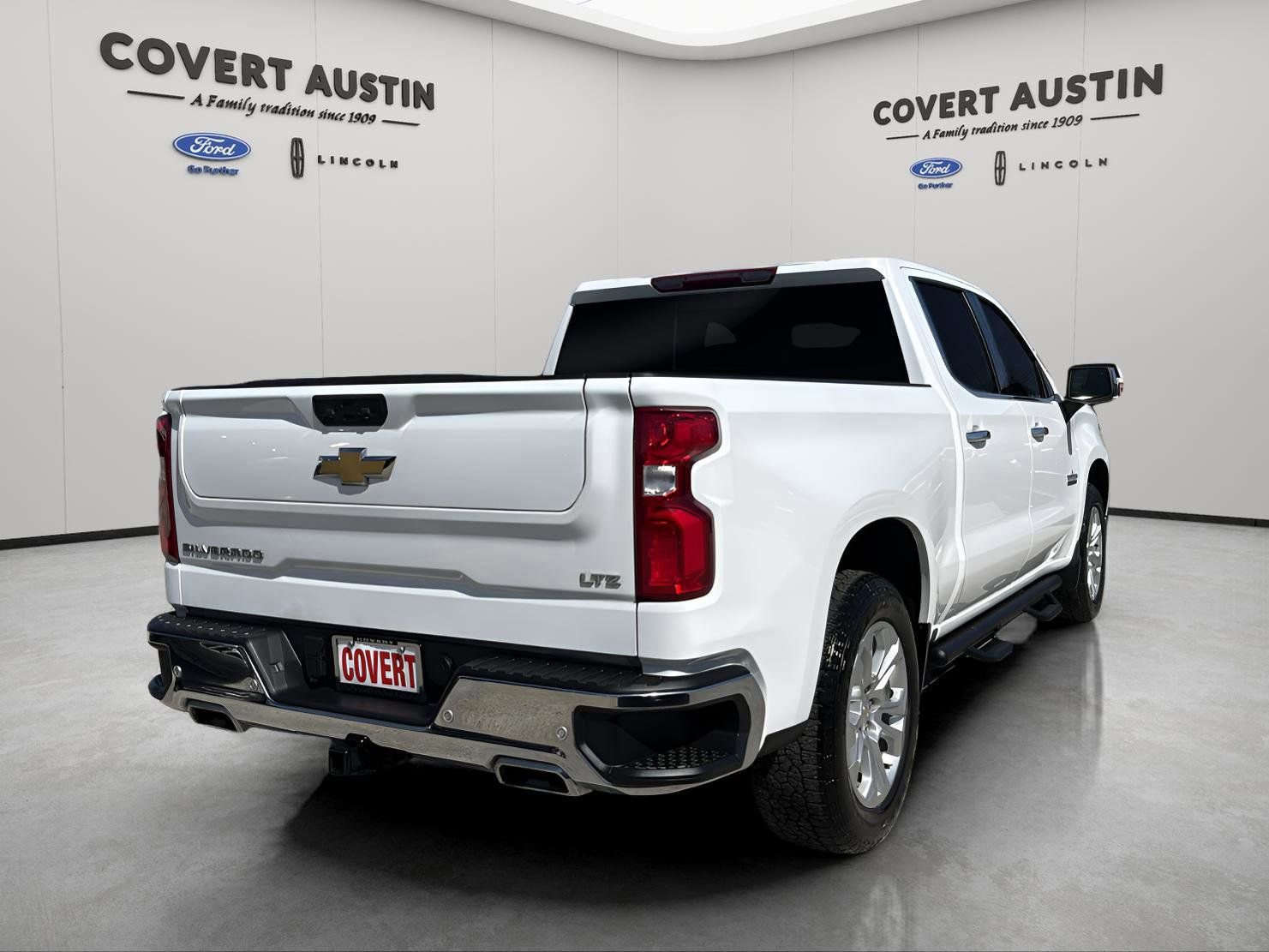 Used 2025 Chevrolet Silverado 1500 LTZ image 5