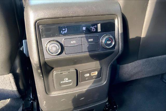Used 2022 GMC Acadia AT4 w/ LPO, Cargo Package AWD/4WD image 37