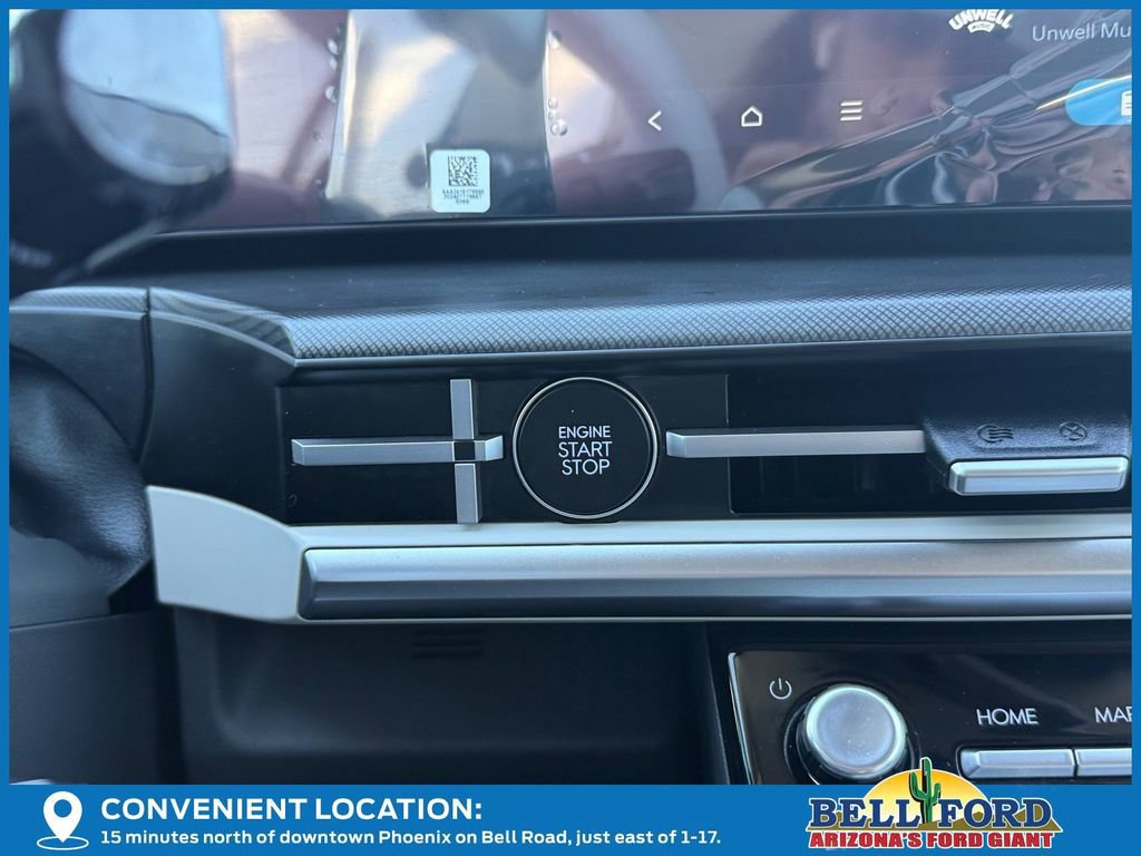 Used 2025 Hyundai Santa Fe SE image 32