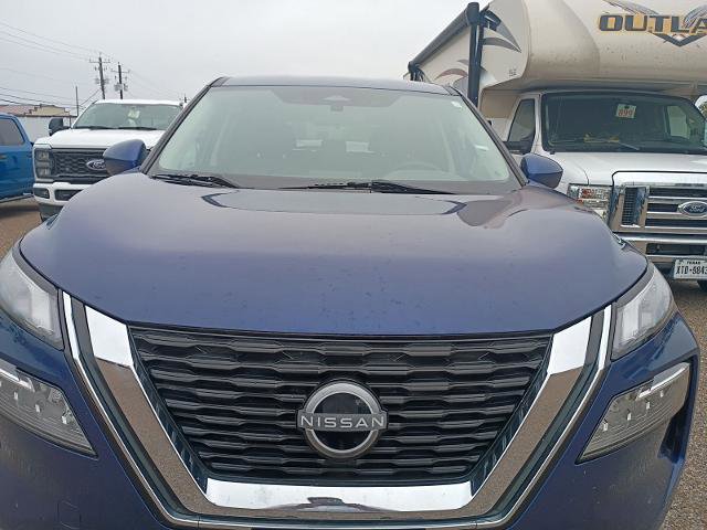 Used 2023 Nissan Rogue SV FWD image 2