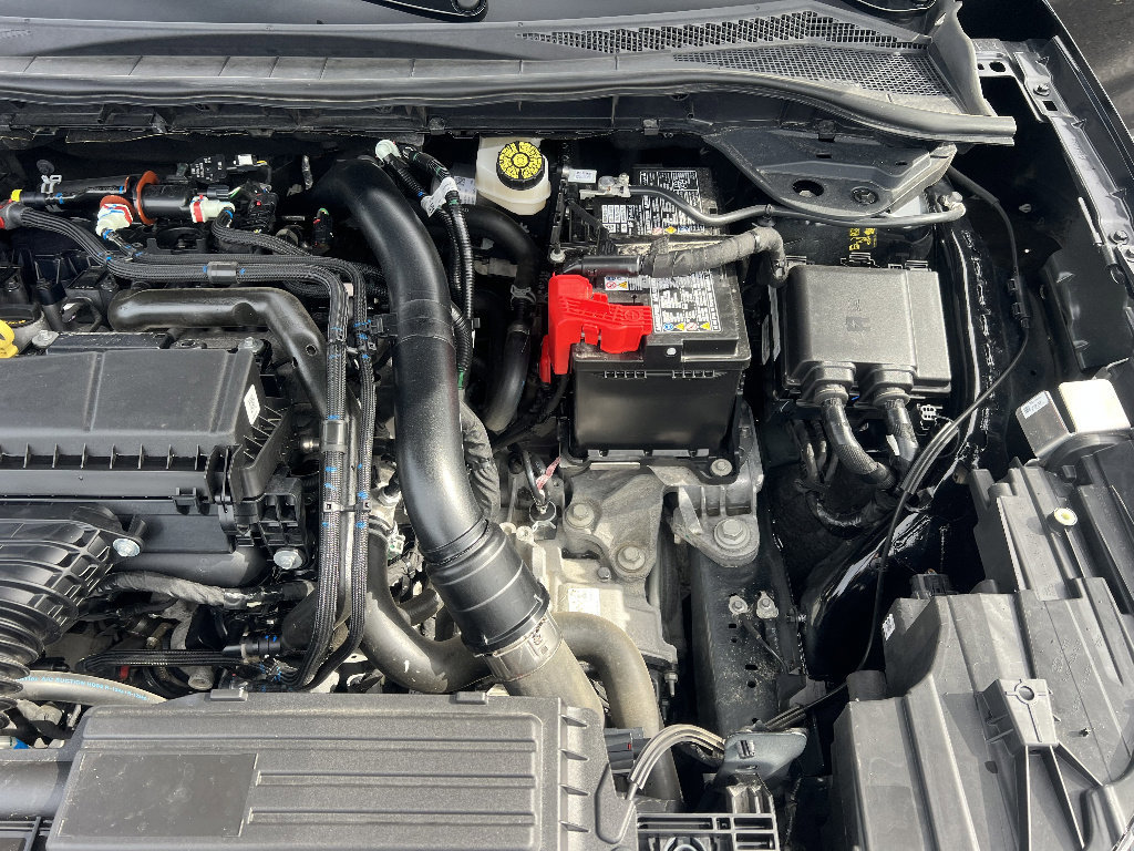 Certified 2025 Ford Escape Platinum AWD/4WD image 38