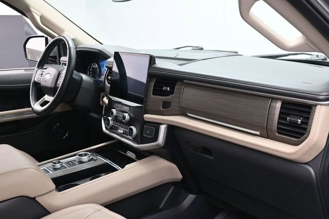 Certified 2024 Ford Expedition Max Limited AWD/4WD image 30