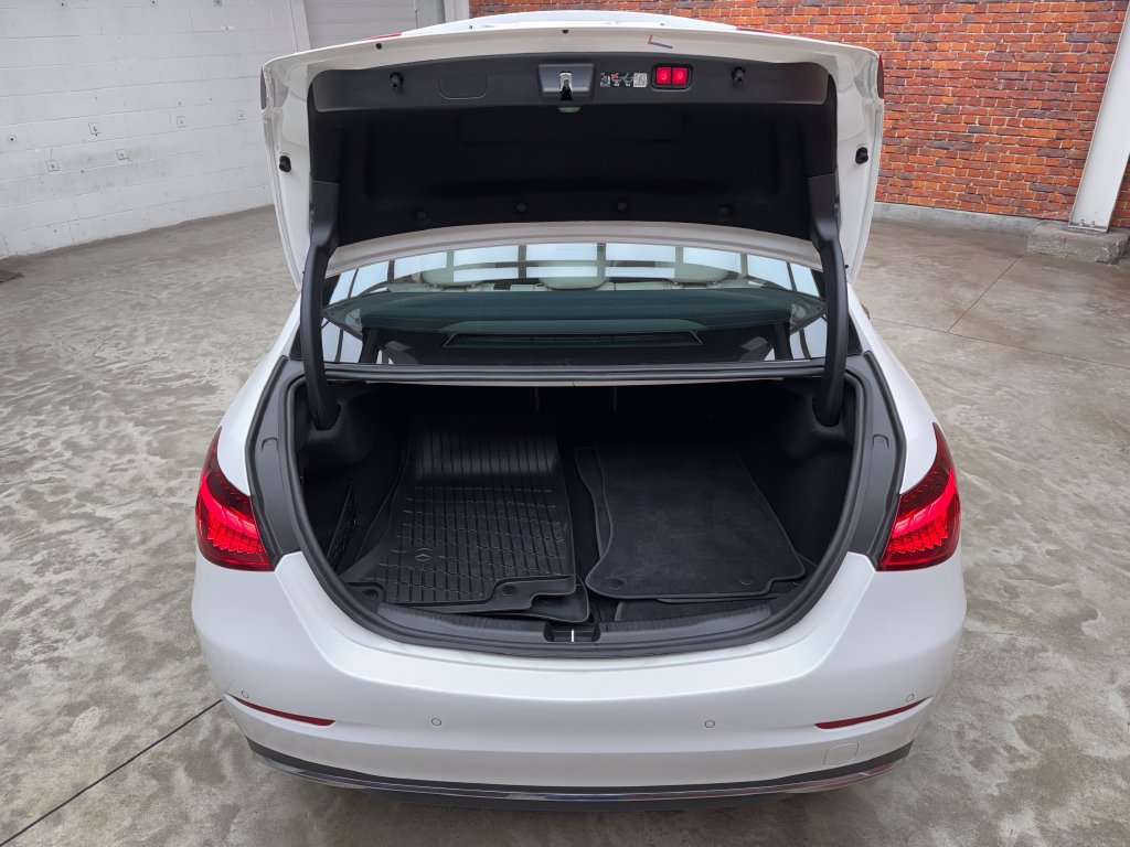 Used 2024 Mercedes-Benz C 300 4MATIC Sedan image 27