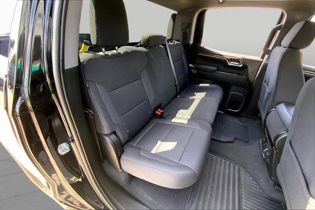 Used 2023 Chevrolet Silverado 1500 LT AWD/4WD image 19