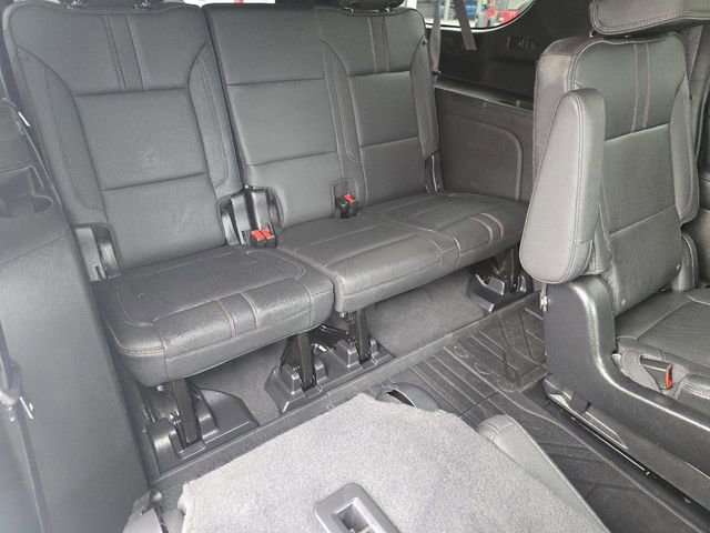 Used 2022 Chevrolet Suburban RST w/ Luxury Package AWD/4WD image 21