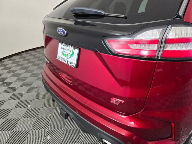 Certified 2019 Ford Edge ST w/ Equipment Group 401A AWD/4WD image 15