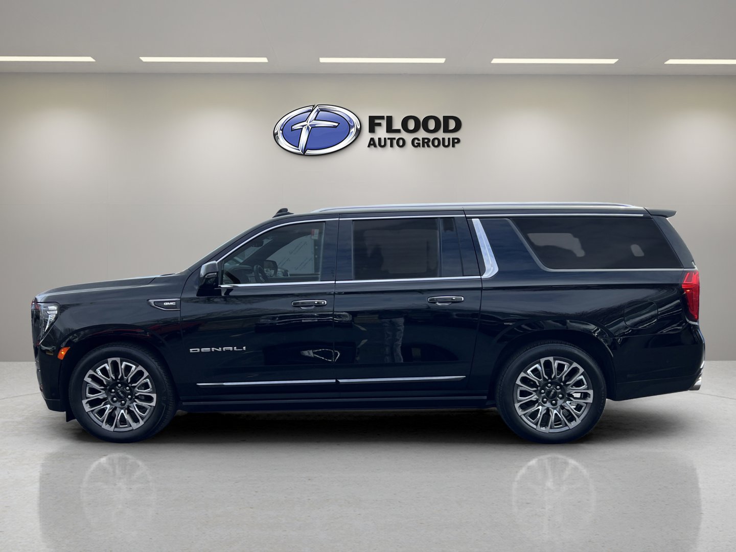 Used 2023 GMC Yukon XL Denali Ultimate image 5