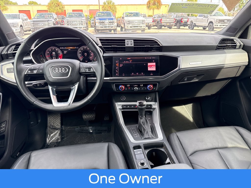 Used 2022 Audi Q3 2.0T Premium Plus w/ Premium Plus Package AWD/4WD image 5