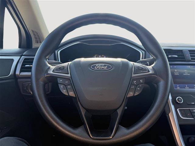Certified 2020 Ford Fusion SE AWD/4WD image 13