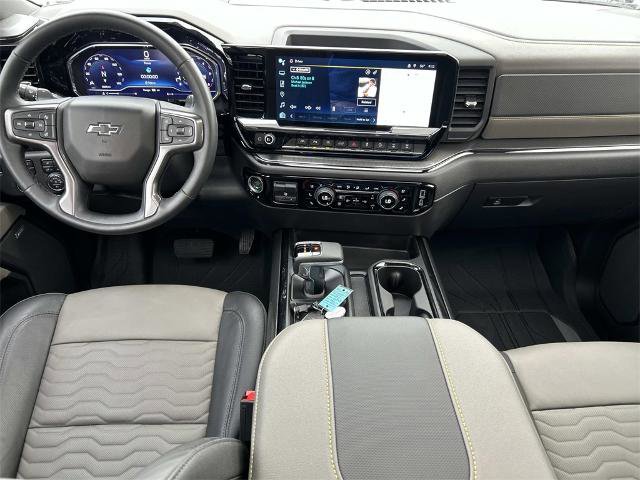 Used 2025 Chevrolet Silverado 1500 ZR2 w/ Technology Package image 14
