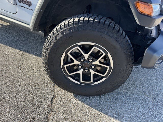 Used 2024 Jeep Wrangler Rubicon image 39