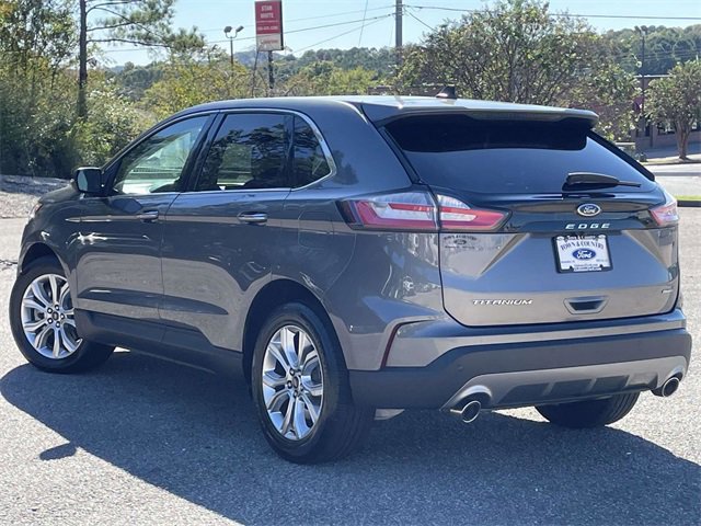 Certified 2024 Ford Edge Titanium image 3