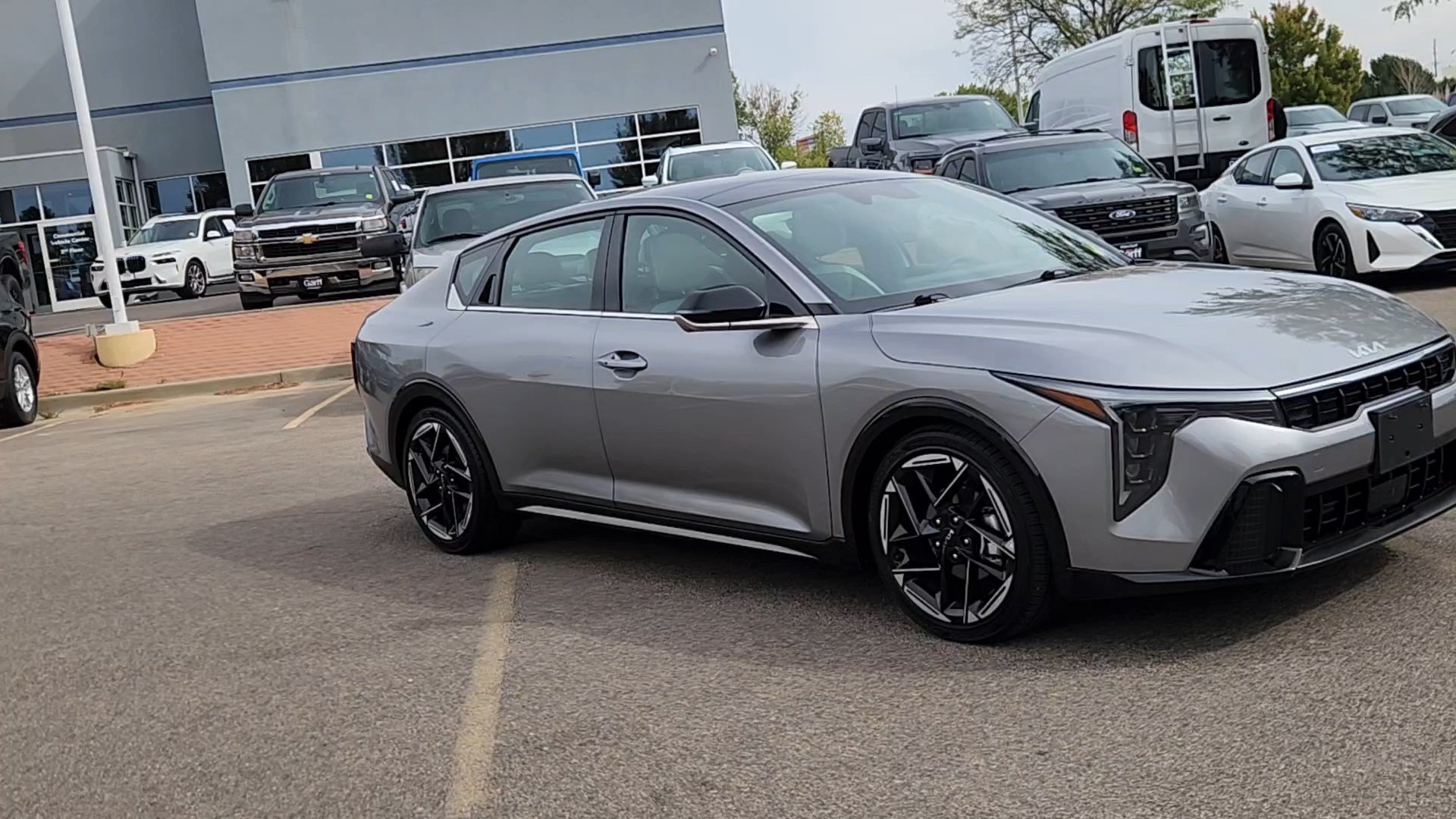 Used 2025 Kia K4 GT-Line w/ GT-Line Premium Package FWD image 8
