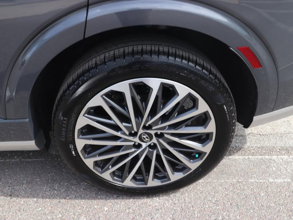 Used 2026 Hyundai Palisade Calligraphy AWD/4WD image 23