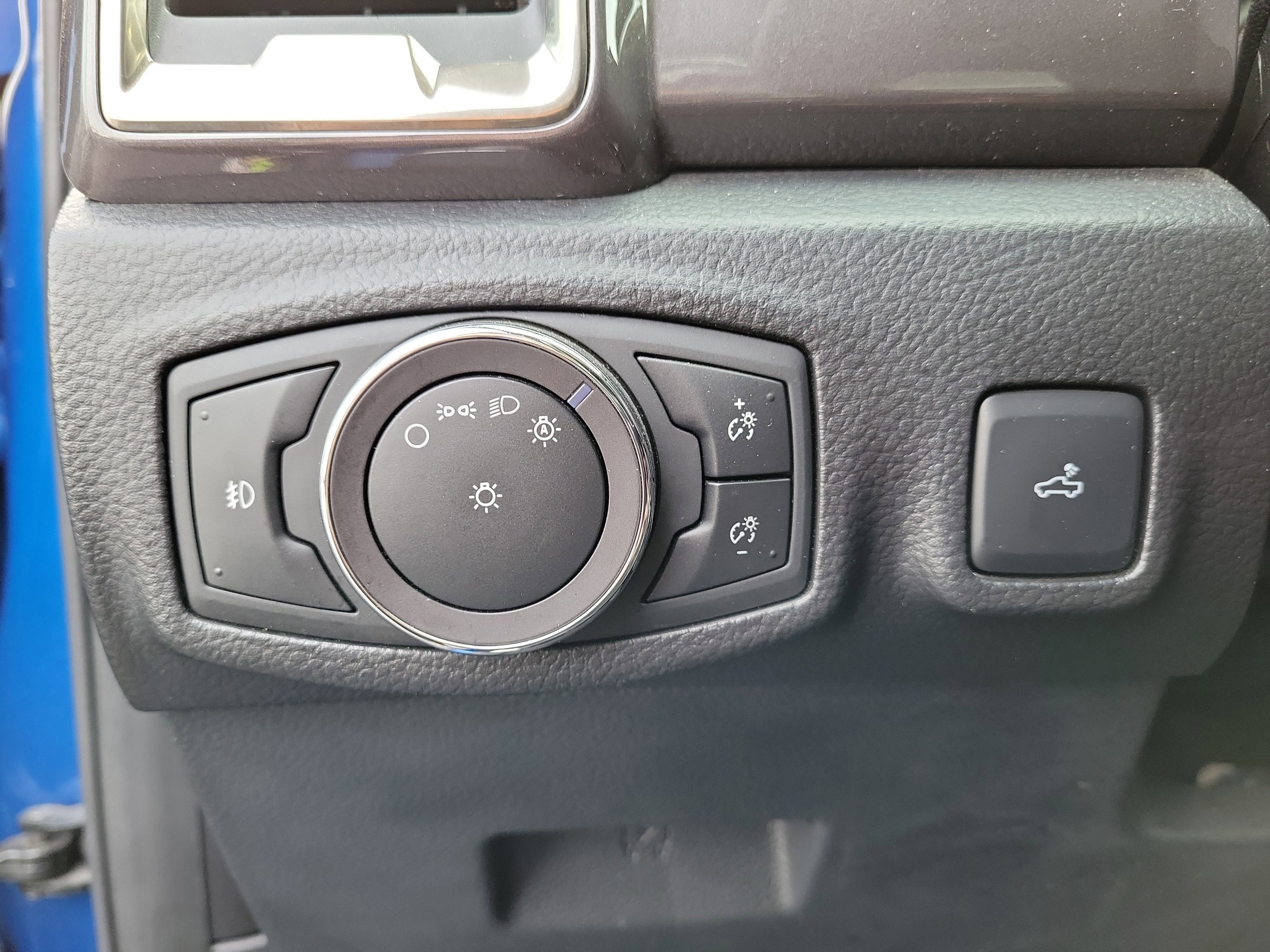 Certified 2019 Ford Ranger Lariat w/ Trailer Tow Package image 22