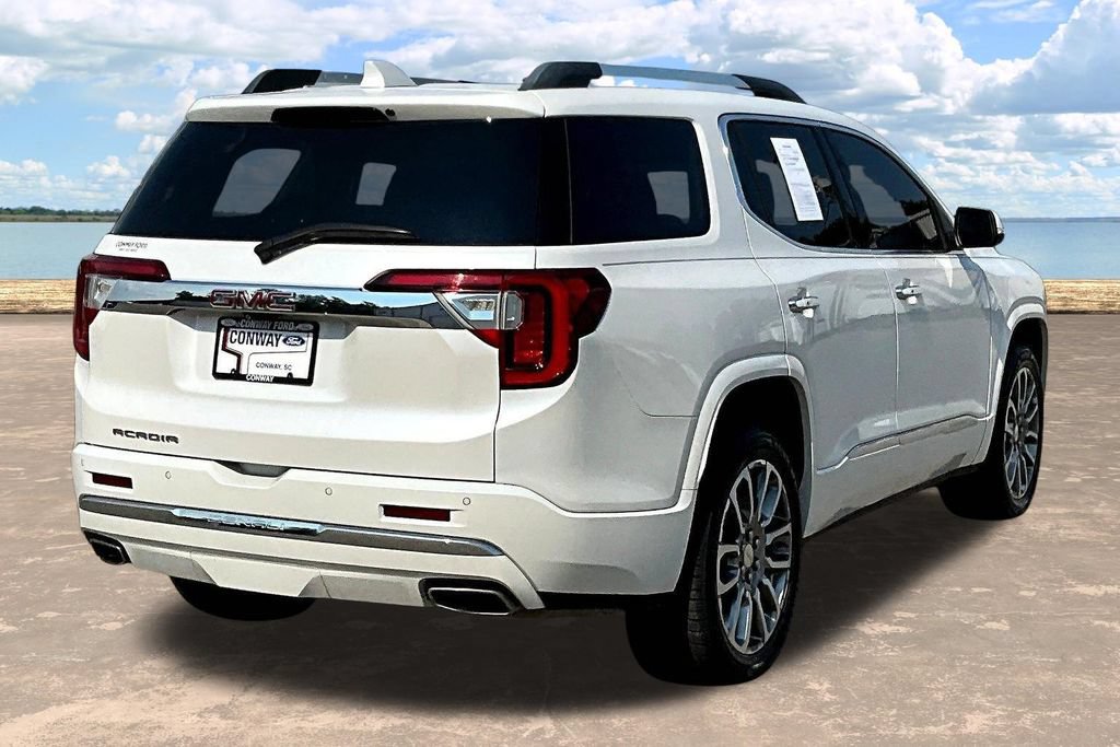 Used 2021 GMC Acadia Denali w/ Denali Technology Package FWD image 8