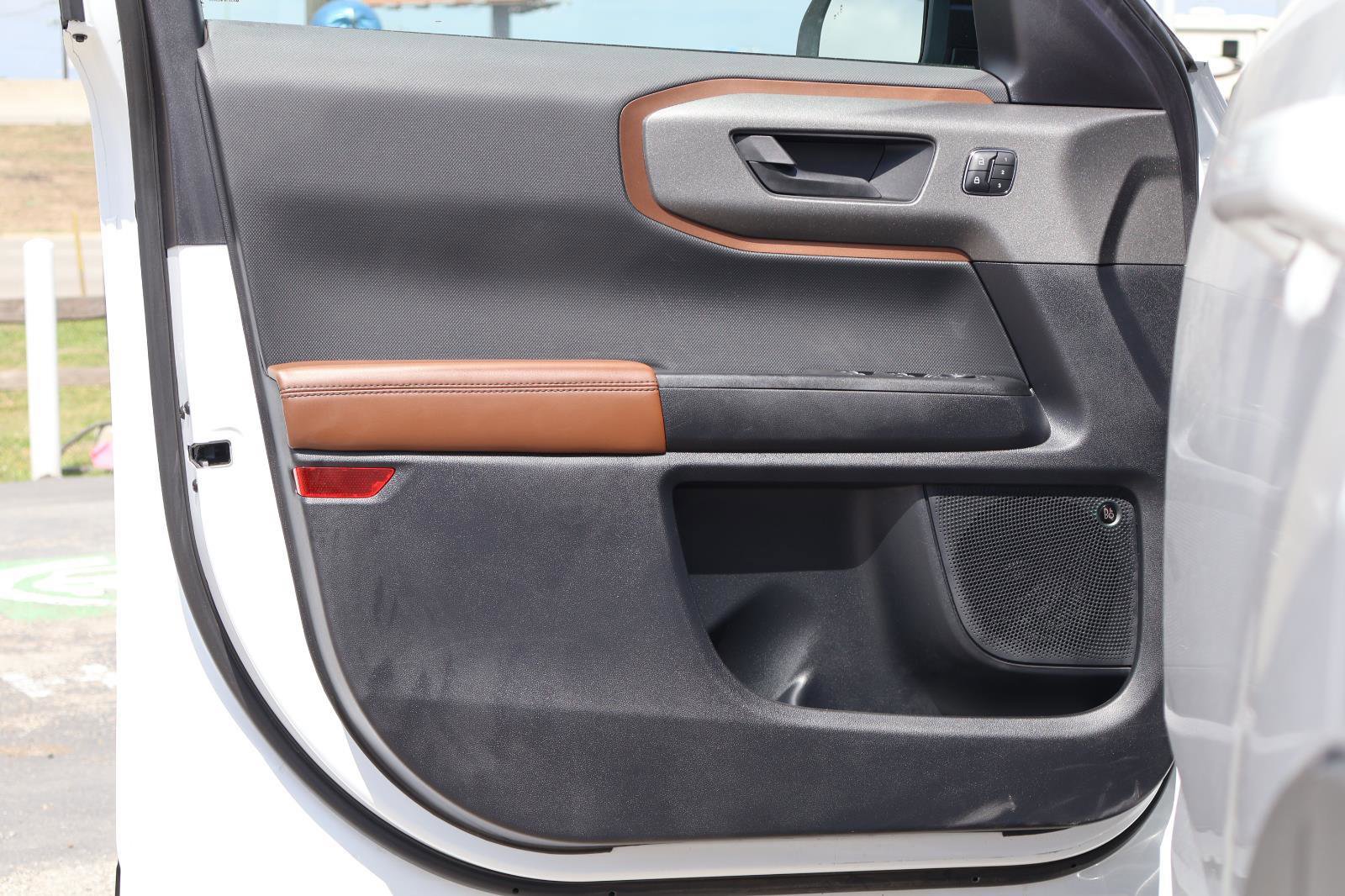 Certified 2025 Ford Bronco Sport Outer Banks w/ Outer Banks Tech Package+ image 13