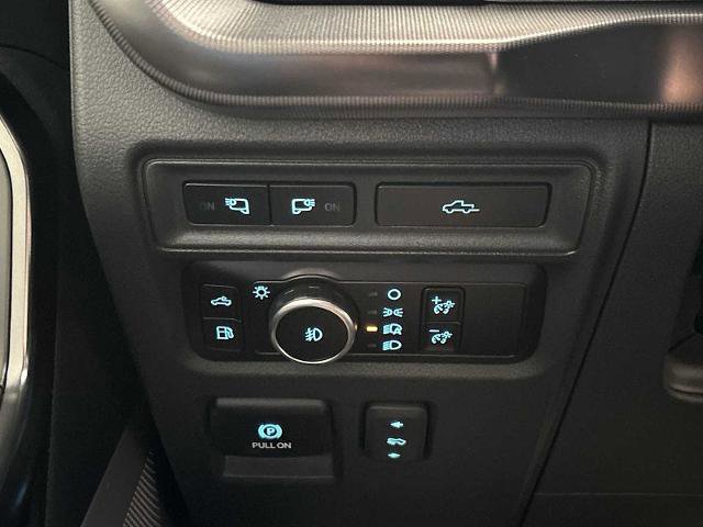 Certified 2023 Ford F150 Platinum AWD/4WD image 17