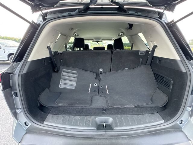 Used 2024 Nissan Pathfinder SV FWD image 23