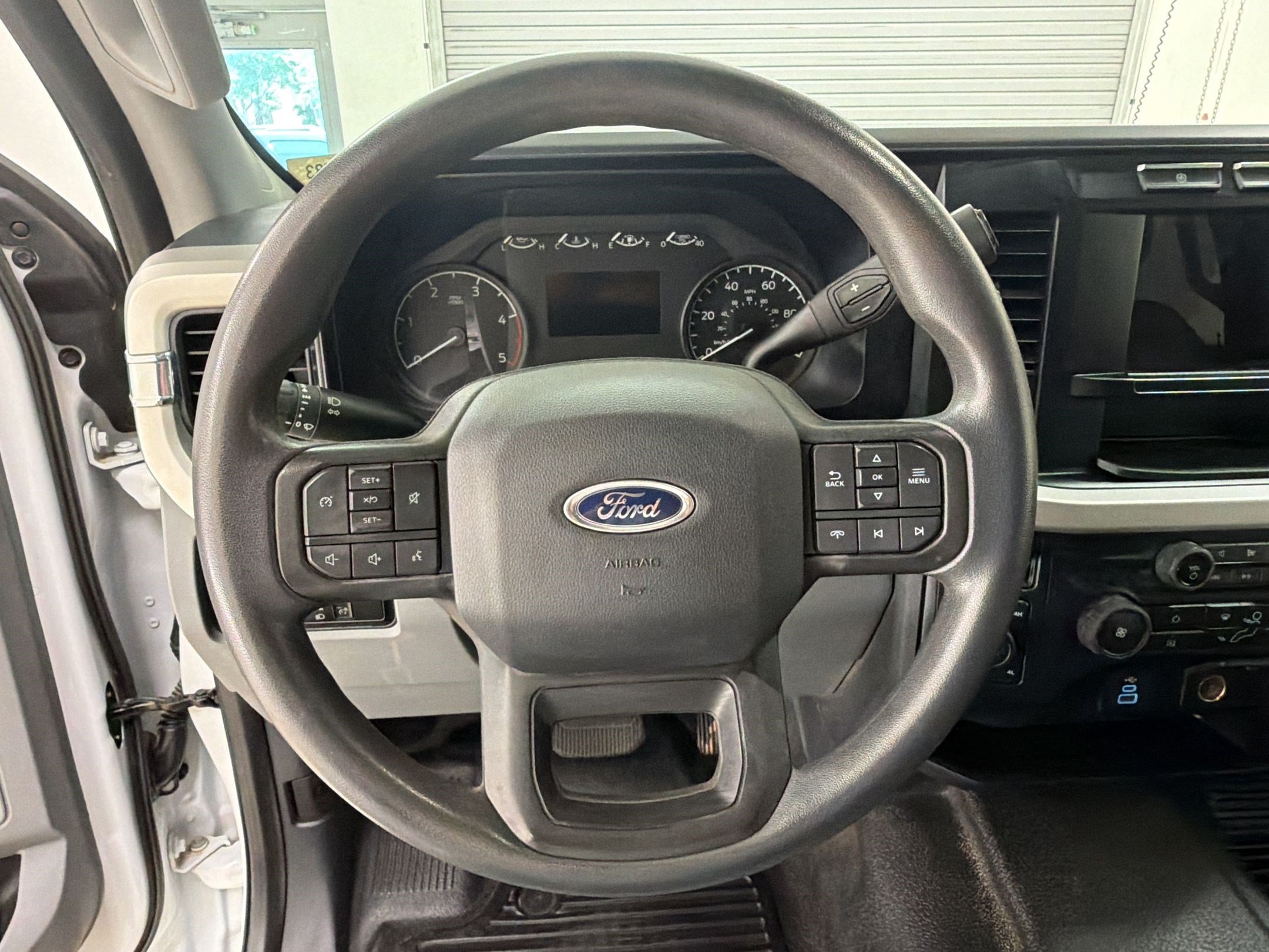 Certified 2023 Ford F350 XLT w/ FX4 Off-Road Package AWD/4WD image 11