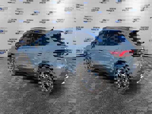 Certified 2023 Ford Escape Platinum w/ Premium Technology Package image 3