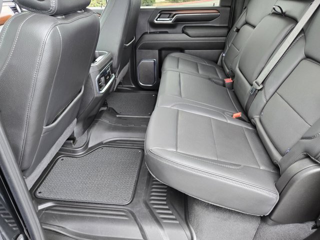 Used 2024 GMC Sierra 2500 Denali AWD/4WD image 10