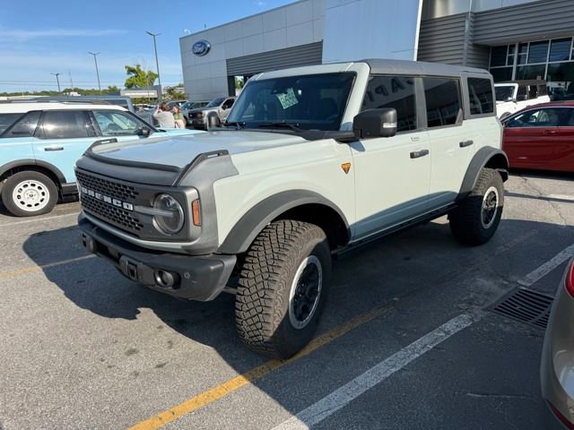 Certified 2023 Ford Bronco Badlands w/ Sasquatch Package