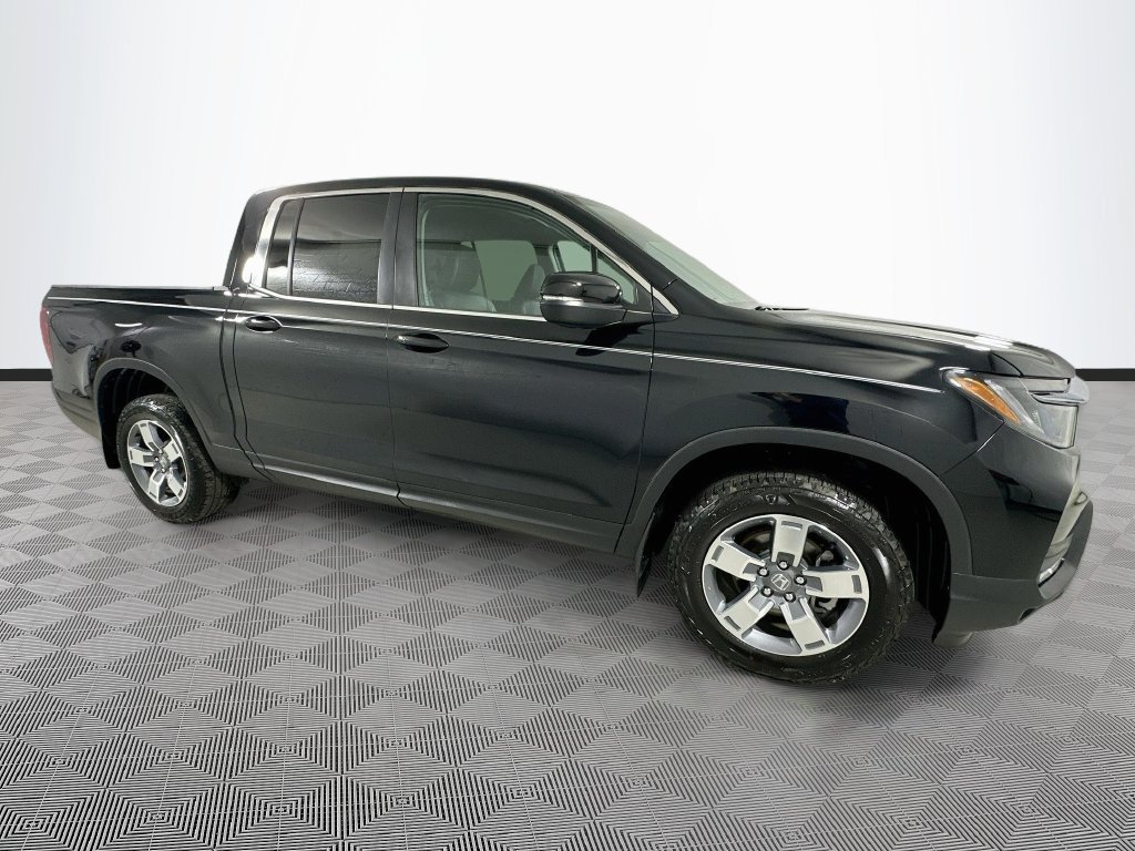 Used 2025 Honda Ridgeline RTL image 11
